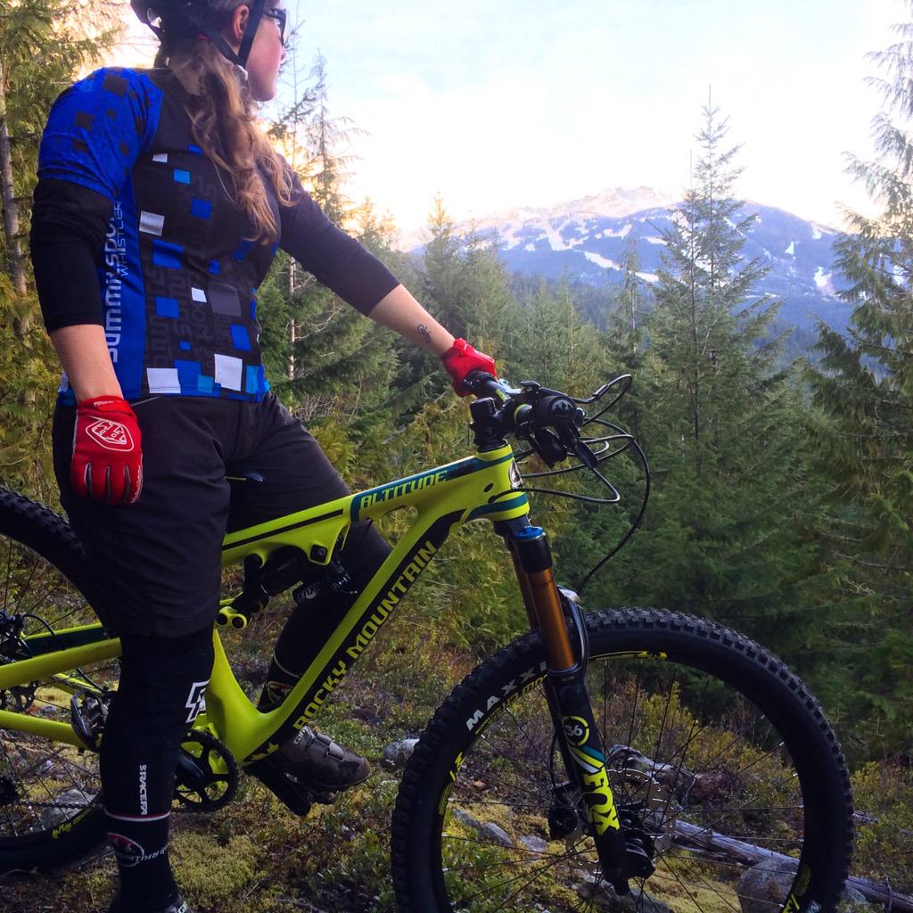 JennMctavish's tweet photo. Took the new stead out for a rip yesterday. Beyond stoked! @rockymountain @RydersEyewear @Summit_Sport @MuscleMLKCAN http://t.co/t8jquzhHkg