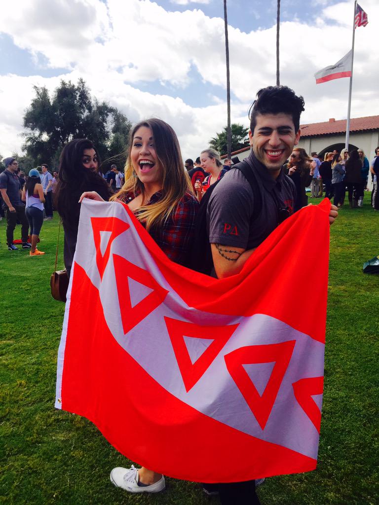 itsalexdoeee's tweet image. #TKEallday