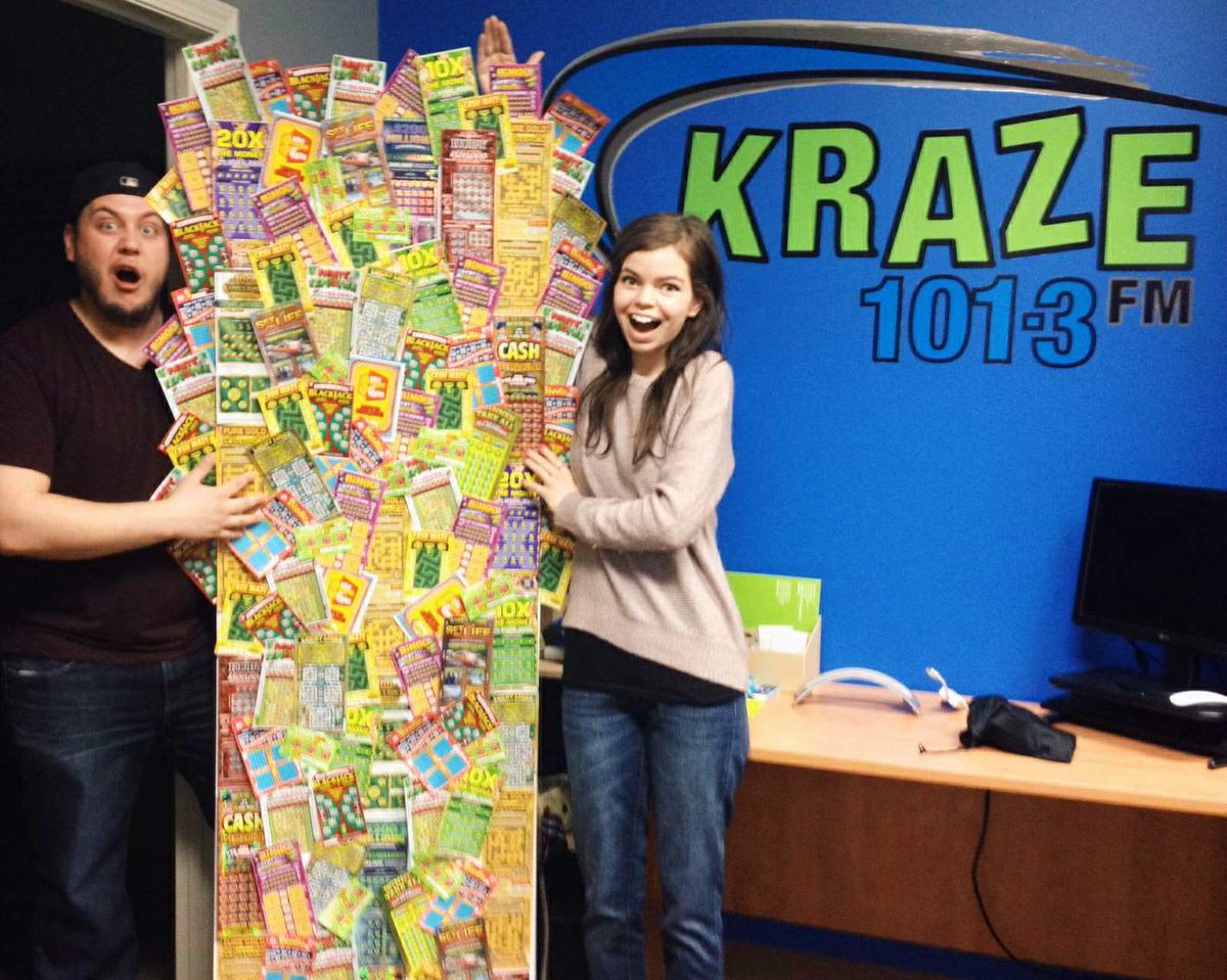 play101reddeer's tweet photo. Real exciting day on the #RideHome! #WillItTaco is up before 4 and your chance to play #ScratchOrDash is up before 7! http://t.co/YpoXoxBuGi