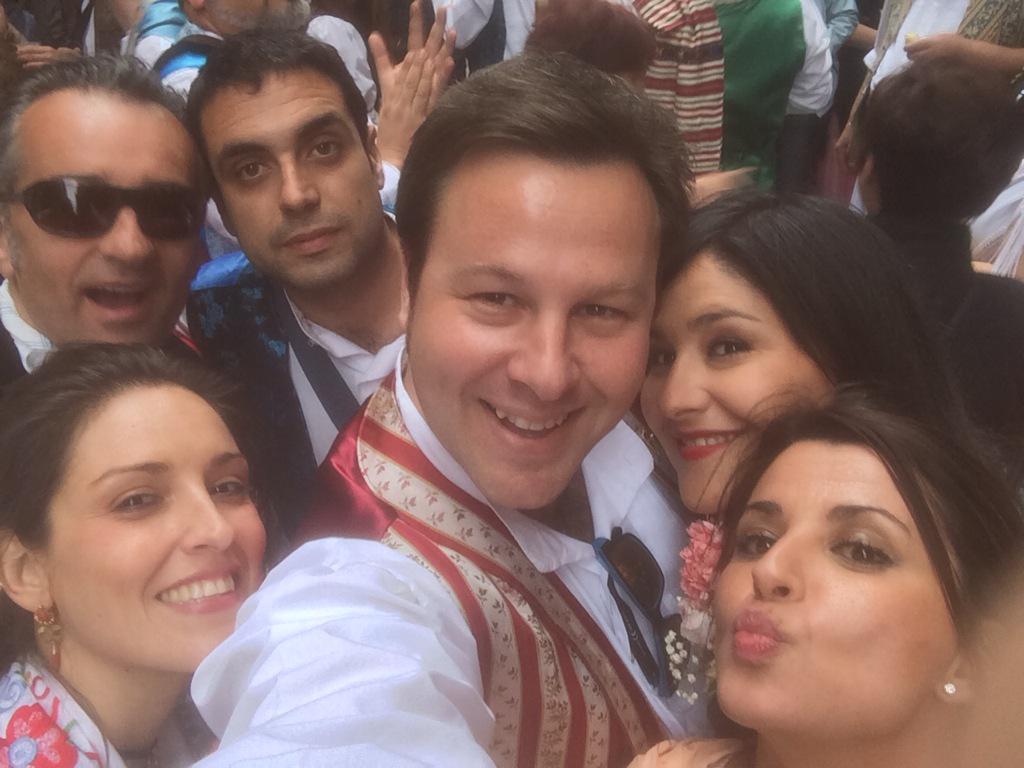 yayodelgado's tweet photo. Para terminar el #Bando15 un selfiepress de categoría... Nos vemos en #Bando16 :))) http://t.co/cRqpwRm32o