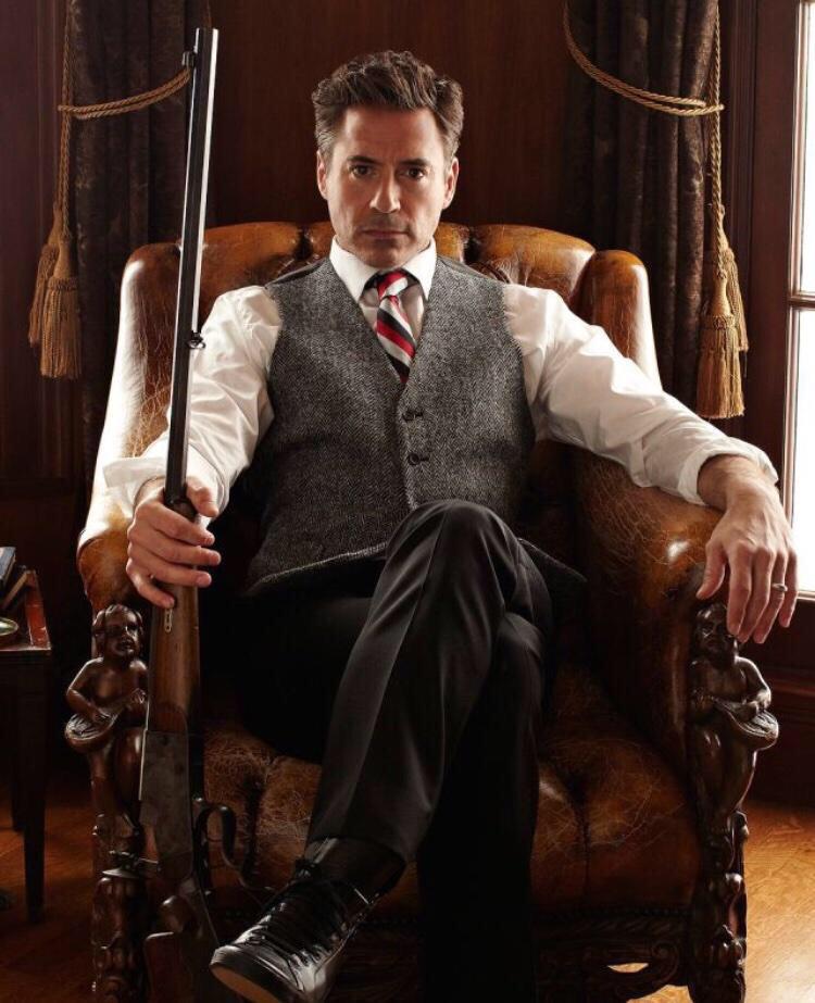 MenStyIe's tweet photo. Shirts, Ties &amp; Shotguns. 👔💥 http://t.co/KF3ONHpfLD