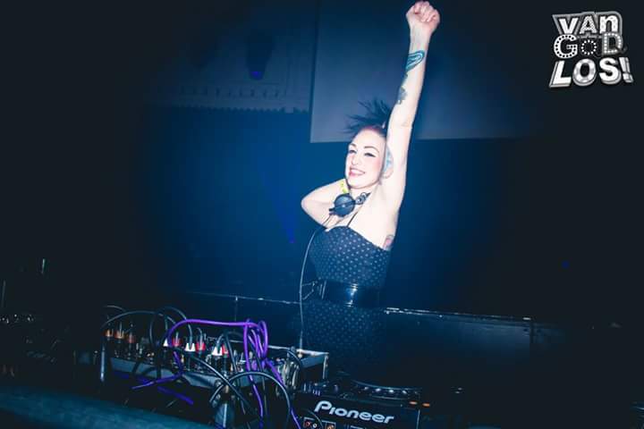 sofiavalentine's tweet photo. @ParadisoAdam #vangodlos be there next time! :D #party #dj #gig #sofiavalentine http://t.co/FbwEUo9ixY