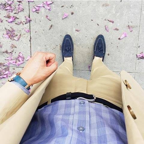 _pirataroberts's tweet photo. “@StyleOfMen: ¿Quien dijo que vestir de color para ir a la oficina no se puede? http://t.co/BMSCGPmJQf” Alguien elegante.