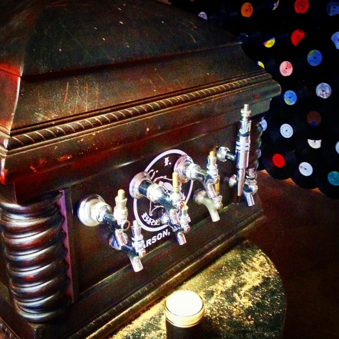CIBbrewery's tweet photo. 1st ever #NitroPowered Beer #Coffin Happy #NationalBeerDay Correct me if Im wrong but no one is this stupid #sourbeer http://t.co/SnetfGWWew