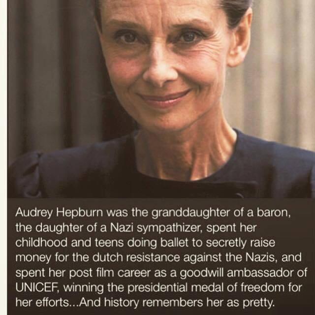 Almudena_Nuno's tweet photo. #HeForShe http://t.co/dDWfE6JT4R