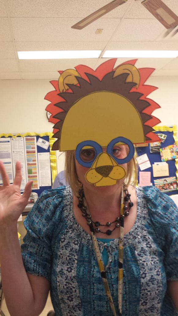 Mrs. Hawley is ready for Kindergarten Open House!  @AmyDahawley #isdstrong