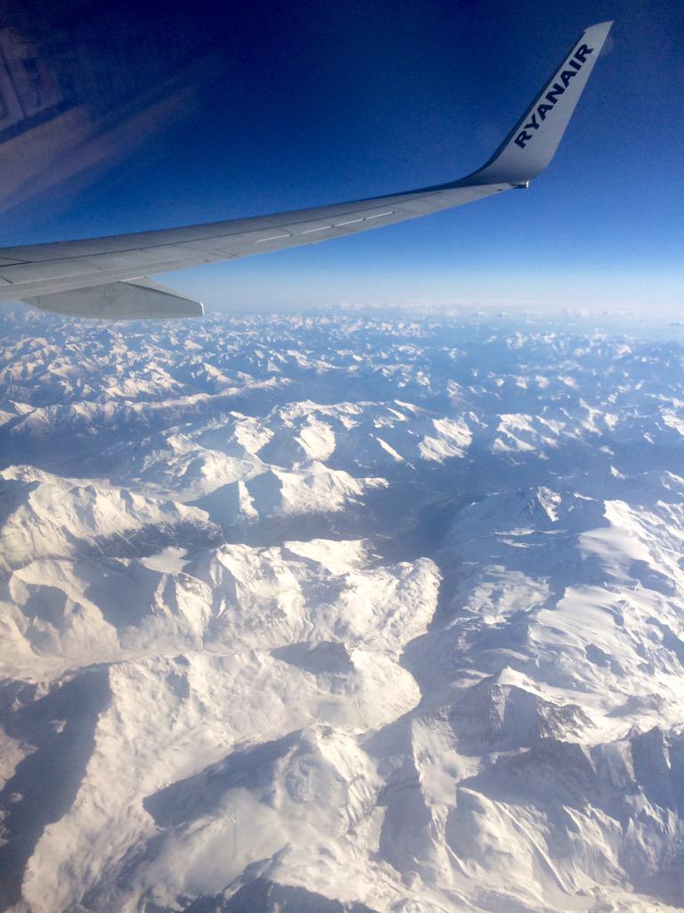 lynsay_mc's tweet photo. Rome bound #findmeanitalianstallion #Italy http://t.co/gZihRbZ5AC