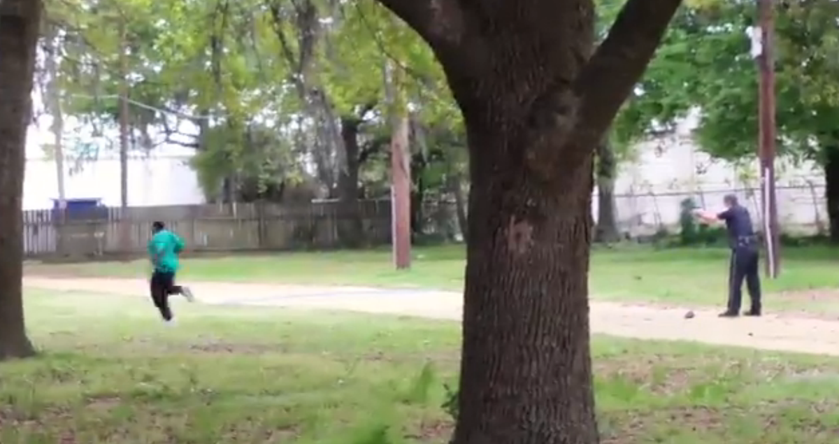 Walter Scott (black) killed by South Carolina white officer VIDEO