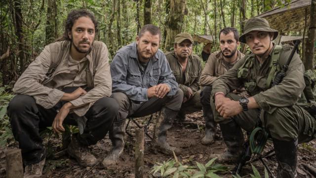 jf_mayoral's tweet photo. Un lujo y emoción vernos en esta foto. Gracias @DavidBeriain @pablogarciaines @discoveryMAX y equipo. #AmazonasFARC http://t.co/rn93sHV4H2