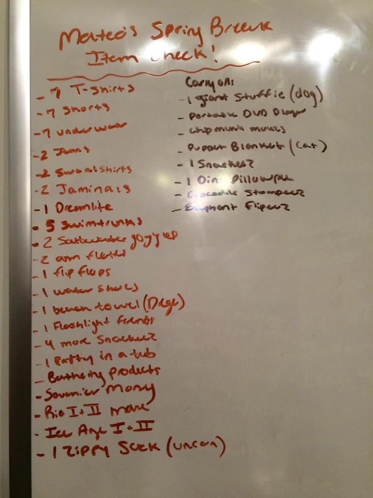 SnuggleBudLover's tweet photo. My trip checklist! http://t.co/9GJeIrkjaO
