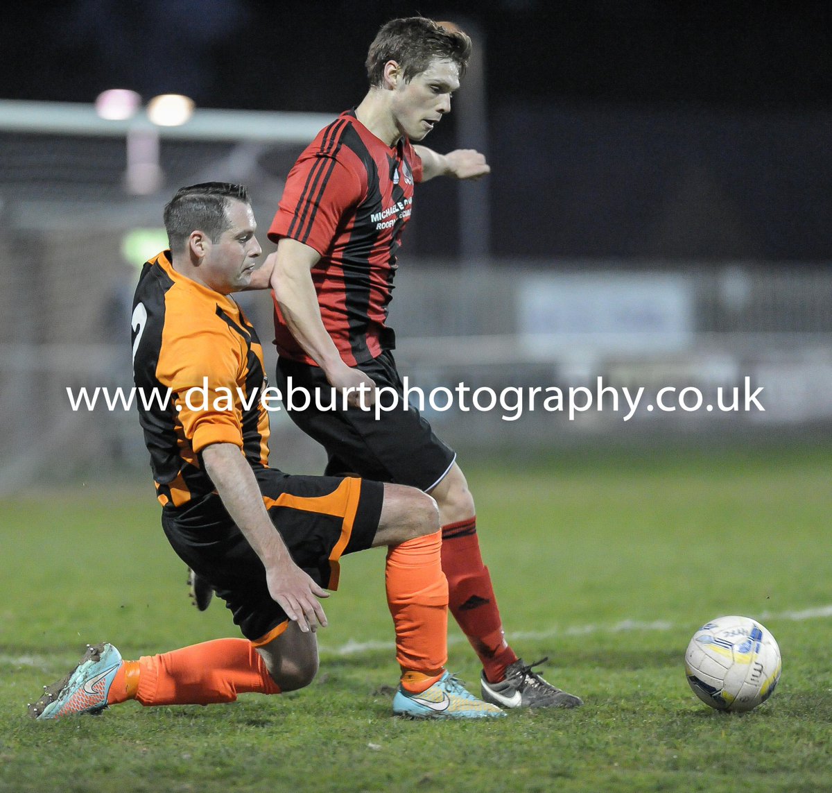 DaveBurtPhotos's tweet image. @HandcrossF @BuxtedFC good game! pre-register for photos at daveburtphotography.co.uk &amp;amp; receive email when online