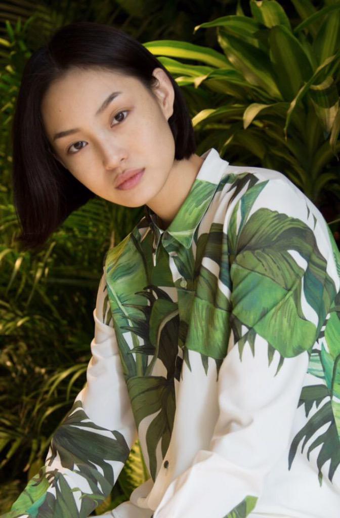 virgilabloh's tweet photo. .@christinapaik at #OFFWHITEHK http://t.co/iL1i3HP3Ra