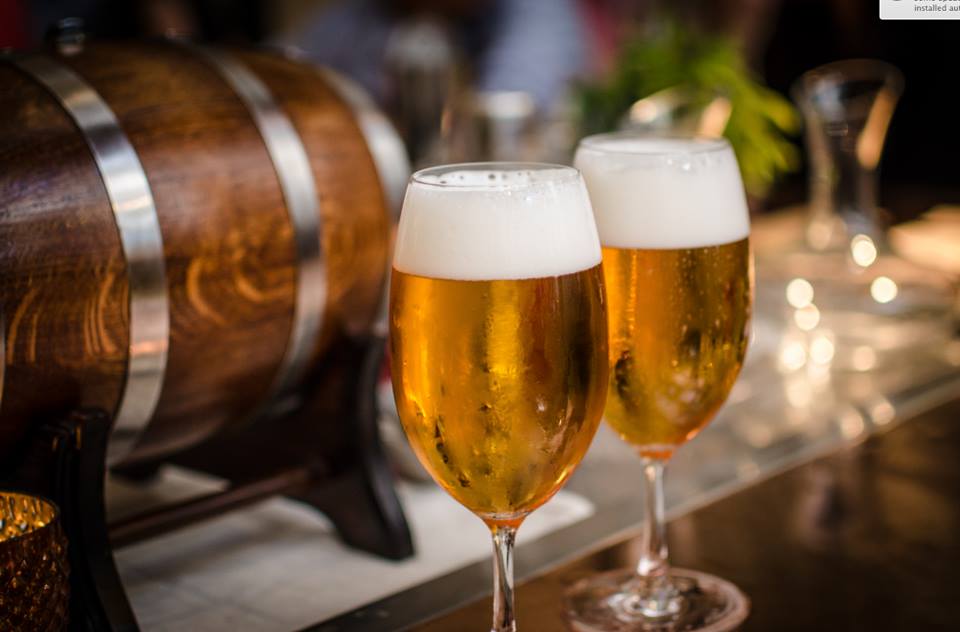 SwineandCo's tweet photo. Beer is good, but beers are better #fact #beers http://t.co/kpIR80kGVi