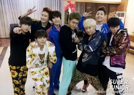 nct__w's tweet photo. ใใใงใจใ๐๐๐
#7YearsWithSJM
#SJM7thAnniversary http://t.co/MoplOs9mMi
