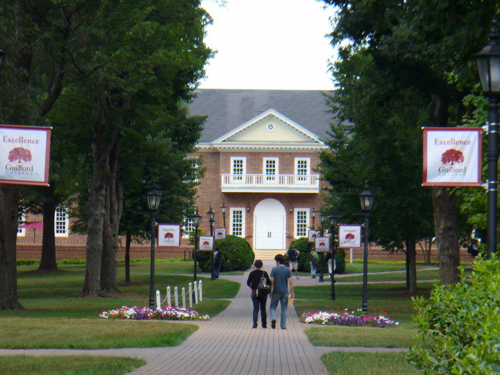 SmallColleges's tweet photo. @odacathletics 1st Round: Guilford College (RT) VS. Roanoke College (FAV) http://t.co/EGwqzlNibJ