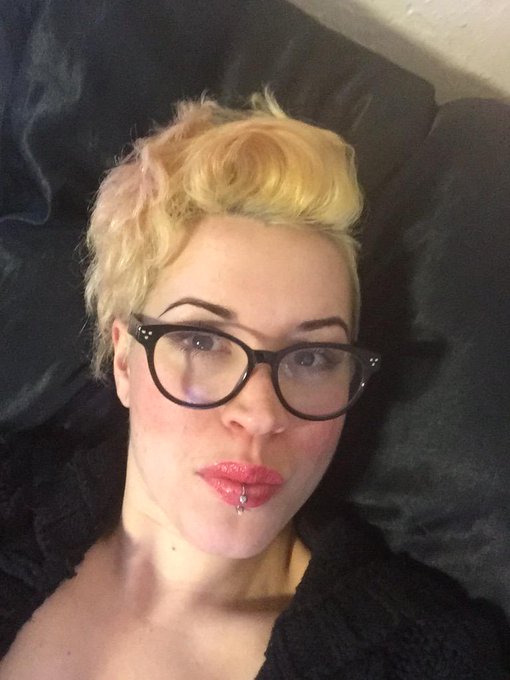 I'm ready for you! Cum challenge my brain sex, sex chat @KinkLive #camgirl #work #feminism http://t.<a href="/tag/work"class="tags"><span>#work</span></a><a href="/tag/feminism"class="tags"><span>#feminism</span></a><a href="/tag/camgirl"class="tags"><span>#camgirl</span></a>