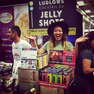 foodandwine's tweet photo. 5 mistakes that made @COOLHAUS’s Freya Estreller a better business owner: http://t.co/GKzNEmvjeT http://t.co/KzuQBjvJBi