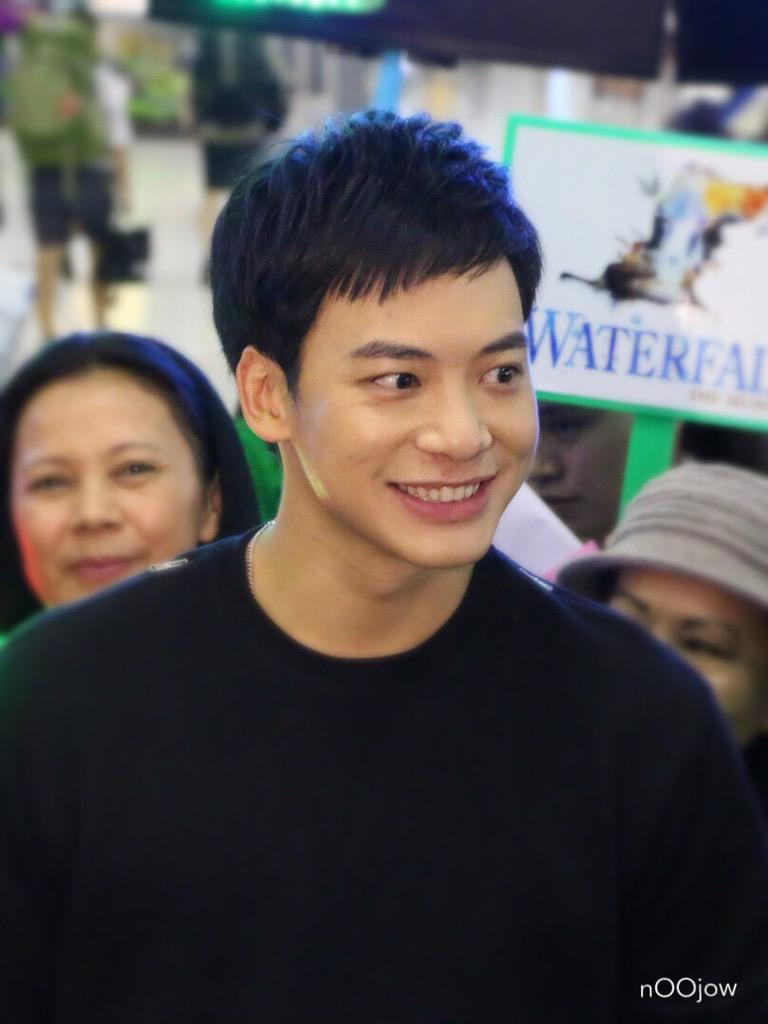 noojow's tweet photo. อีก3เดือนเจอกัน สู้ๆนะคะ #biesukrit #bie #bfc http://t.co/8sMokbETMg