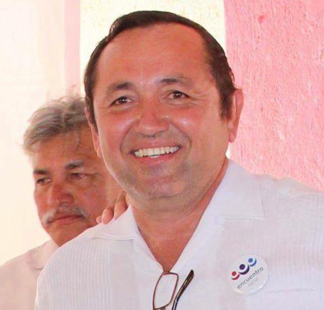 MelyCastroC's tweet photo. Nuestro candidato a Diputado federal por el Distrito 1 Josué Nivardo Mena http://t.co/g2SABCPDCP