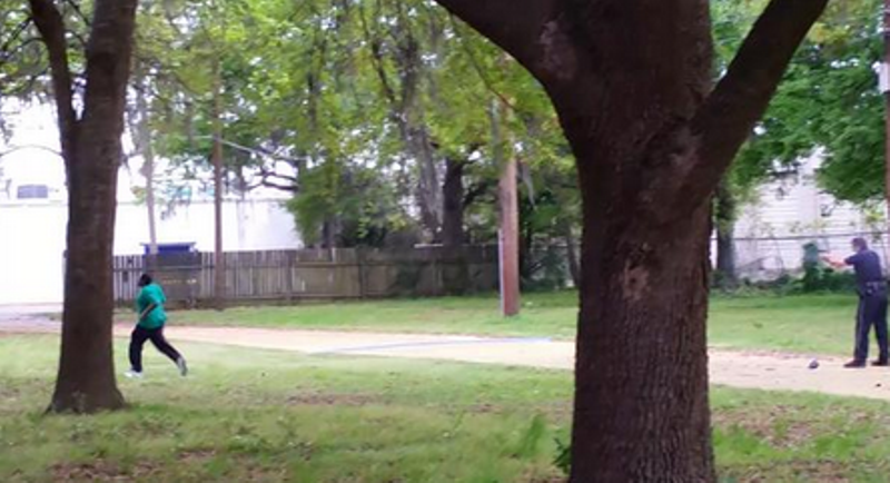GlobalCalgary's tweet photo. South Carolina officer charged with murder after shooting caught on video #WalterScott http://t.co/PJPLLMQExd http://t.co/4wy6ET24iI