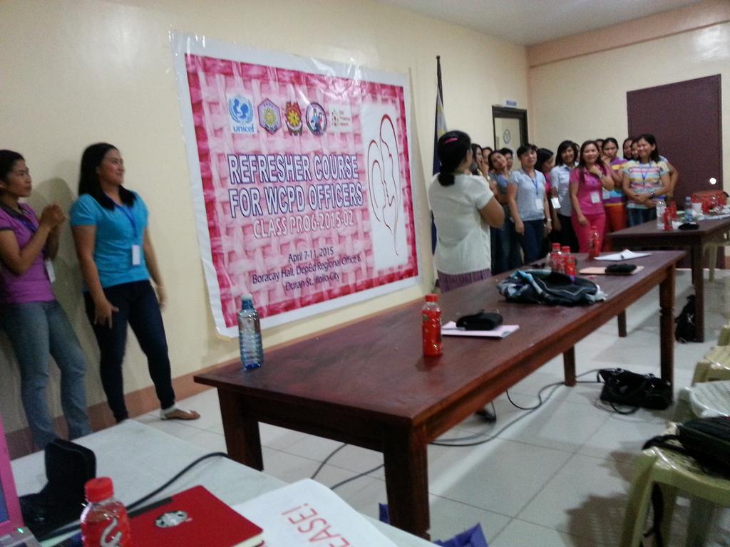 Pro6Wccd's tweet photo. Ms. Annaliza Macababbad of CPN-PGH, during her lecture on Case Management and Safety Planning @pnpts_rstu6 http://t.co/VTihNbUmpf