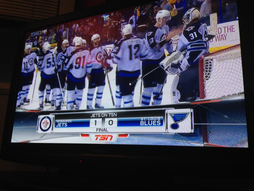 TheSheilaNorth's tweet photo. Yes ma'am, Yes sir....Jets WIN!!!! #GoJetsGo #GoPavGo http://t.co/P8R94vInwo