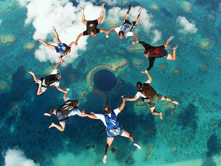 ChiIIVlbes's tweet photo. Who wants to go skydiving? http://t.co/Ry5jjjJXoW