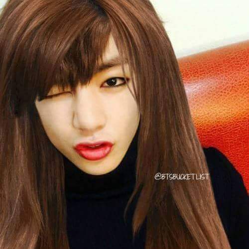 김태형 on Twitter: "Kim Taehyung's Girlfriend 😍👱 @BTS_twt @bts_bighit #