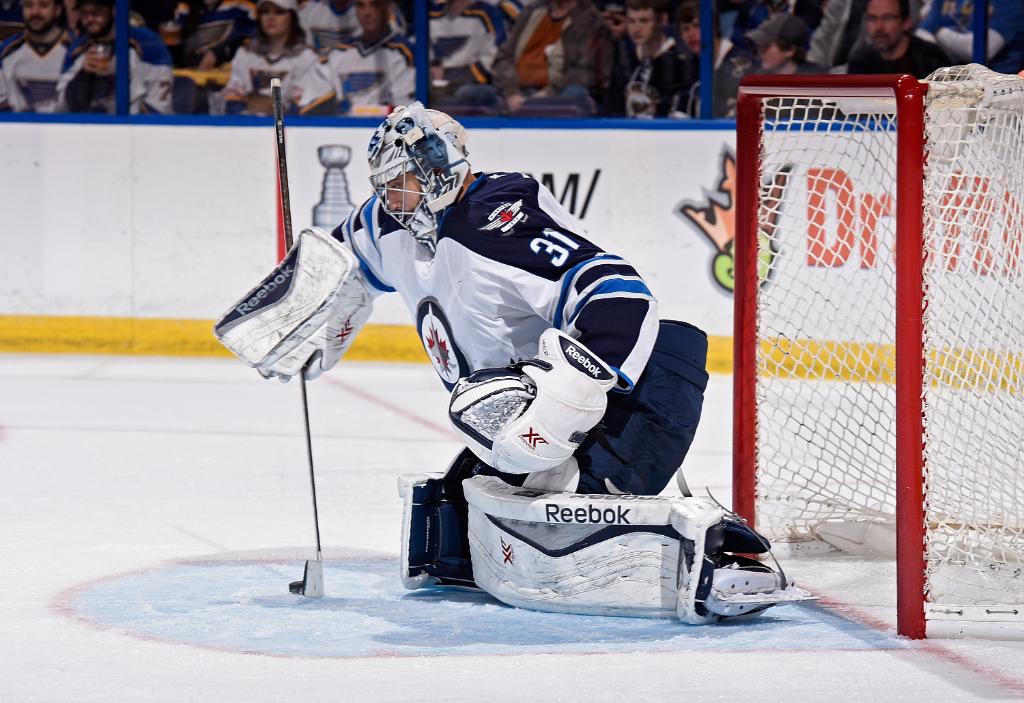 NHL's tweet photo. By the way, Ondrej Pavelec posted his first shutout since... yesterday. http://t.co/uG0Ng48lMn