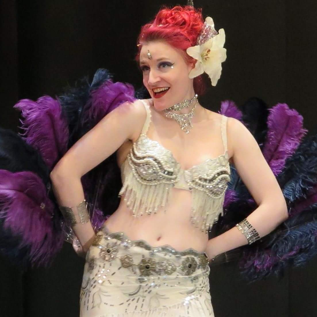 BurlesqueBeautz's tweet photo. http://t.co/QesfQloq6T