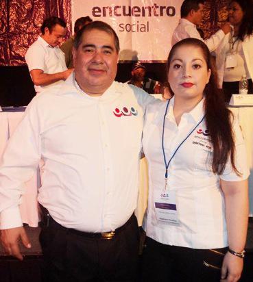 MelyCastroC's tweet photo. Mi compromiso es con la sociedad Quintanarroense, q trabaja día a día y se supera por una mejor vida @hugoericflores http://t.co/hDExPMtFQ5