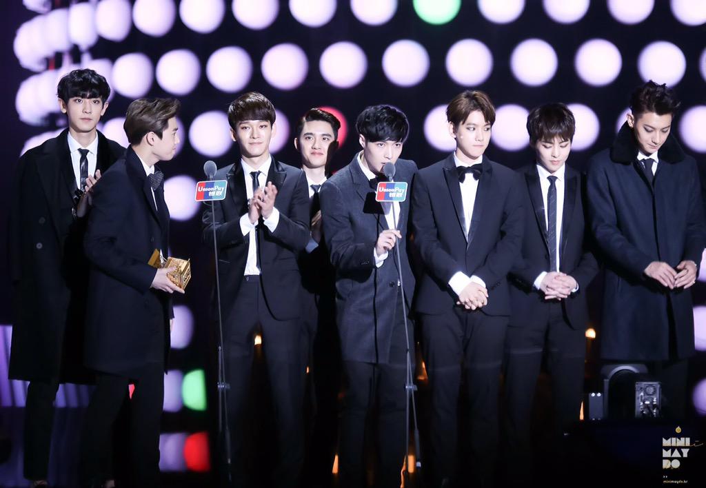 MINIMAYDO's tweet photo. 3주년 너무너무 축하해💗
오래오래 가자💗💗💗
#3yearwithEXO http://t.co/jYBPEcinJ1