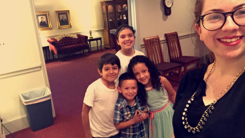 OMITW00's tweet photo. My kiddos staying strong during tough times. I love them so much ! 😘😘 http://t.co/HYknPFXHvJ
