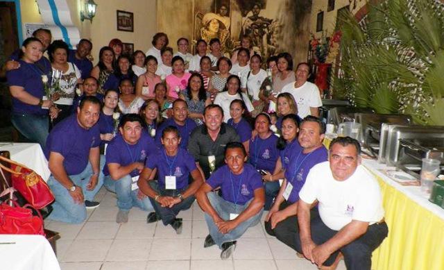 MelyCastroC's tweet photo. Las familias d Quintana Roo merecen representantes q amén a esta tierra y la cuiden x nuestros hijos @hugoericflores http://t.co/NCtJsZsn9A