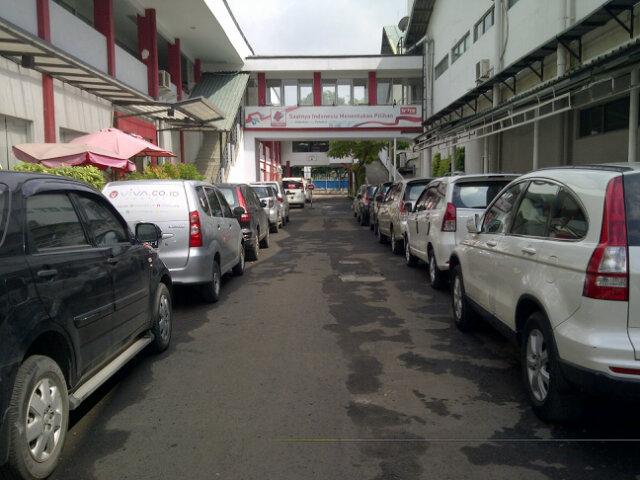 FachriKrikhoff's tweet photo. Selamat Pagi Office, At tvOne http://t.co/eUtgwGa8Ec