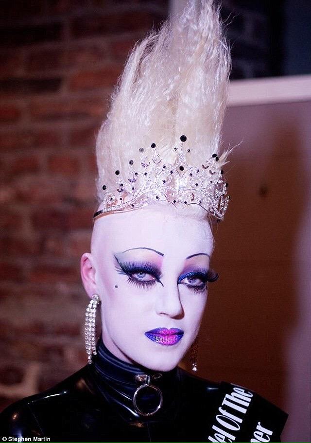 Sarah Wright was subjected to a horrific bullying at school but has now crowned the UK's alternative Model of theyear