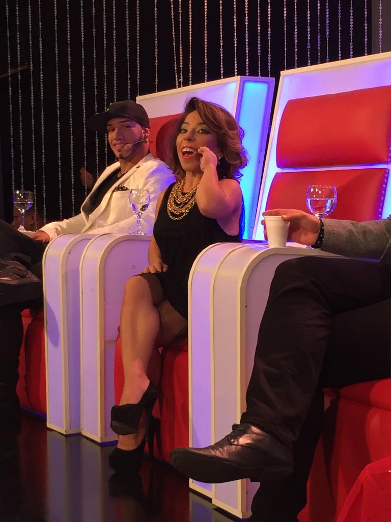 tcsoyelmejor's tweet photo. ¿Qué? @noeliapompa se une a #FarandulaVIP y opina sobre @VitoMunozUgarte. ¡La Farándula está en #YoPrefieroSerVIP! http://t.co/BqnFo9CFKe