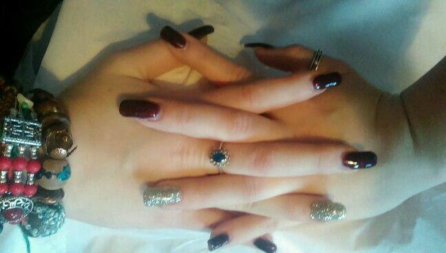 Summer time Offer!!
Gel Nails Plum &amp; Silver Rockstar..
Only £23.  🌴🍹🌞