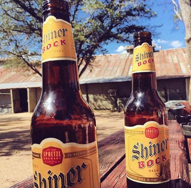 ShinerGASP's tweet photo. Happy #NationalBeerDay - enjoy an ice cold @ShinerBeer to celebrate! Cheers. #ShinerGASP #ibikeshiner http://t.co/ECSevp1F5Z
