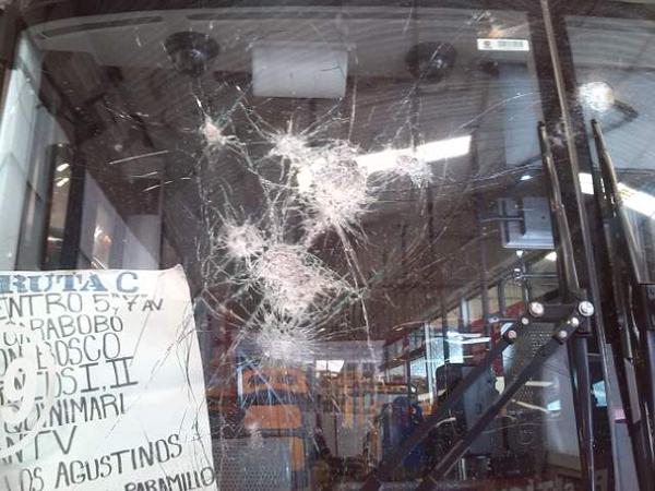 B3ND3CIDA's tweet photo. @ZurdaKonducta02 Destrucción quieren los  Ceballos, aquí en San Cristóbal la alcaldía no hace nada #YoMeAnotoaLaPaz http://t.co/VqUDPGcDbZ