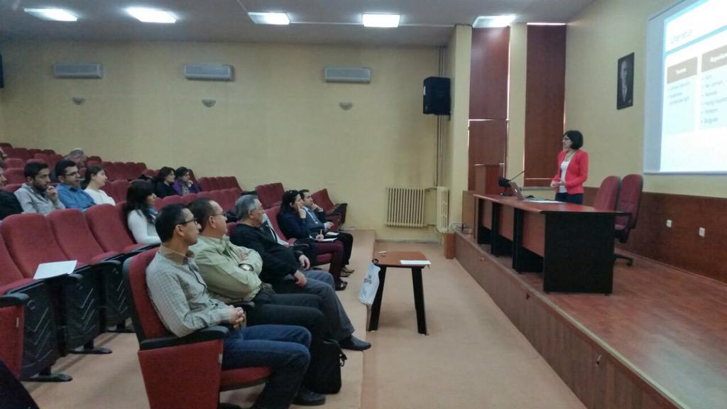 aakurt_a's tweet photo. İnönü Üniversitesi'nde proje eğitiminin ilk aşaması @abdullah_kuzu @devkankaleci http://t.co/MdN3Y7aDrb