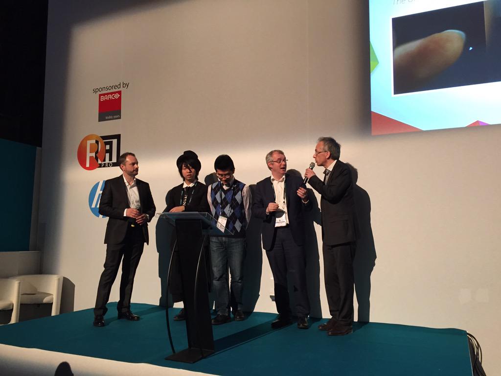 ropesuke's tweet photo. 落合@ochyai さん #LavalVirtual2015 http://t.co/aIzFpA3hID