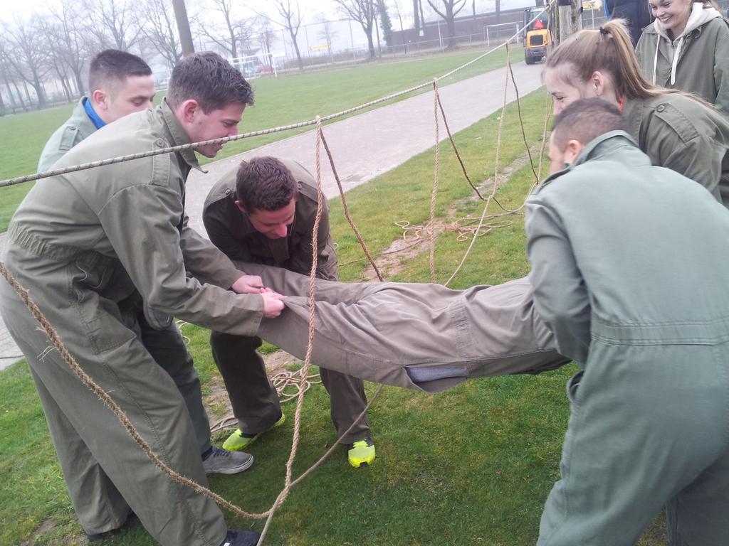 MarjoleinBeelen's tweet photo. Ochtend teambuilding #Booster #workshop4 #pilot @SportformuleEhv @LumensSport @Lumensindebuurt http://t.co/CixeKpCmmC