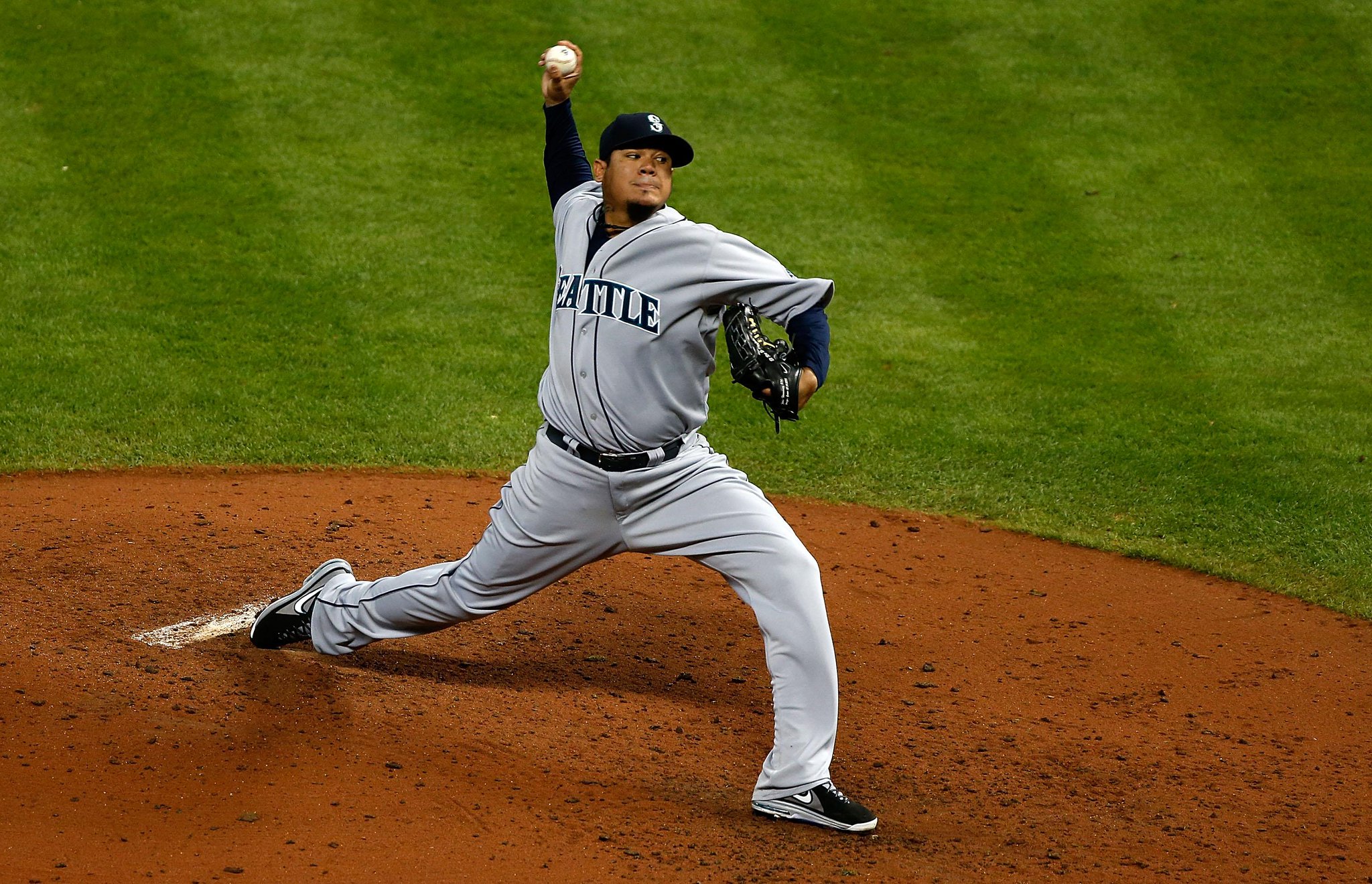 Happy Birthday to Felix Hernandez, who turns 29 today! 