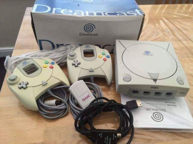 mikeoshady's tweet photo. Anti gambling device no 2 bought. Bargain for 35 quid All in, console very good cond, boxed, manuals, 2 pads, 7 games http://t.co/kWaOKDmkbL