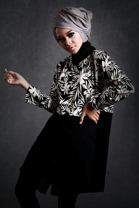 cropty flowie black , limited edition grab it fast :) by Lula Chic

Download hyjabs apps at Playstore
 #hyjabs