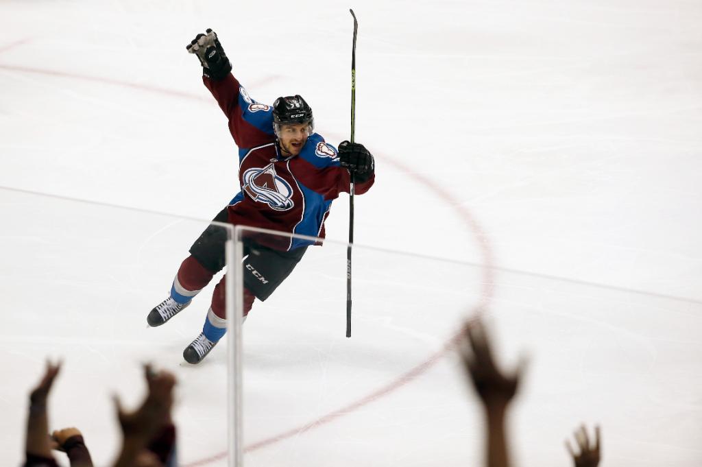 NHL's tweet photo. That's a pretty good way to celebrate your first NHL goal, @jhish18. http://t.co/GTjybtaCom