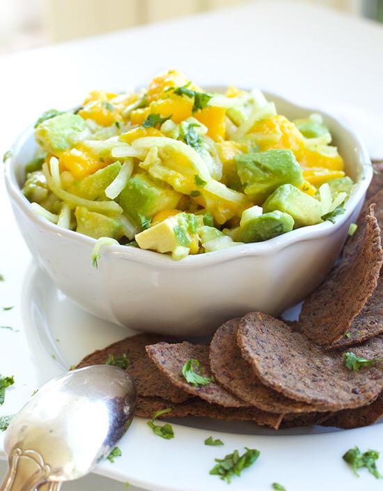 Mango and Avocado Ceviche in da house! #vegan #raw #glutenfree thesimplekitchen.net/mango-avocado-…