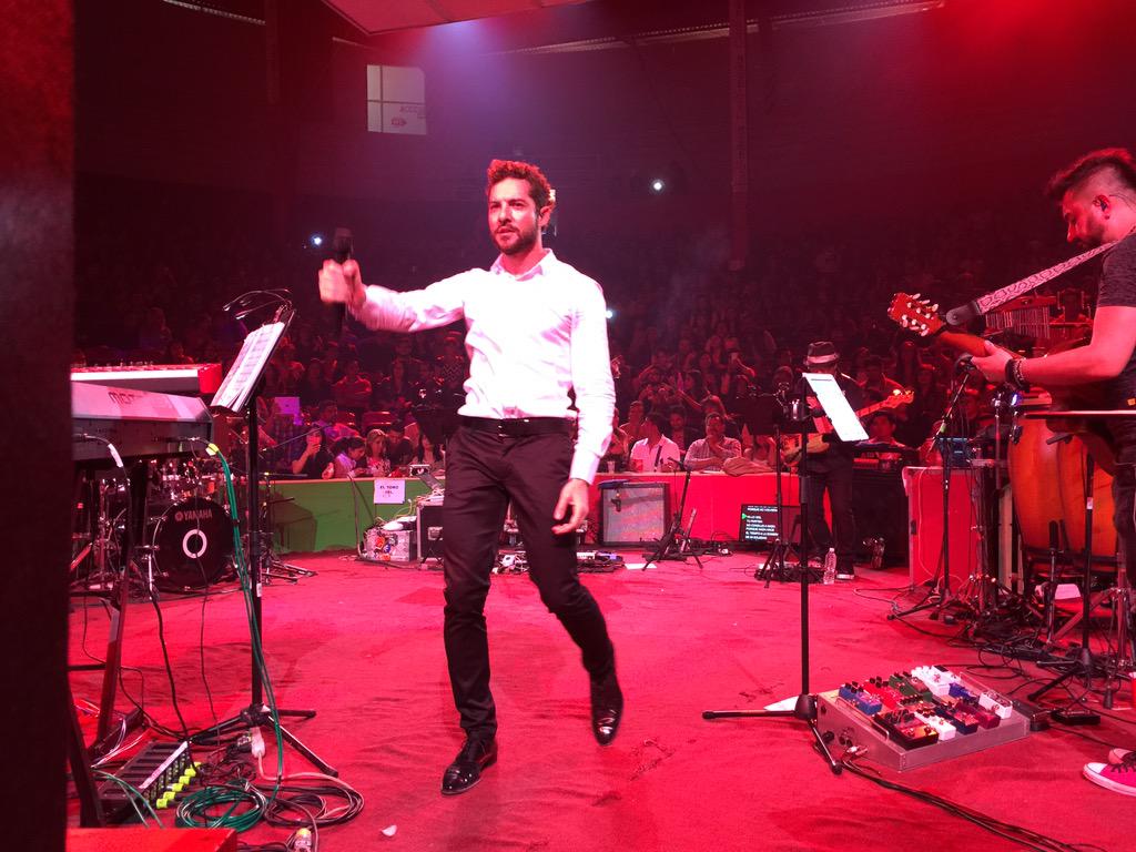 bisbalpanama's tweet photo. Gracias Liz #dbTexcoco @lizreyesp: Inicio de gira  #DavidBisbal#TourTuyYo# http://t.co/I7ecYZoTiS @davidbisbal
