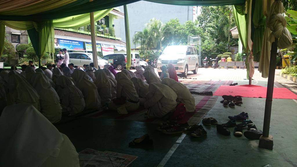 MPK - OSIS SMAN 65 tweet media